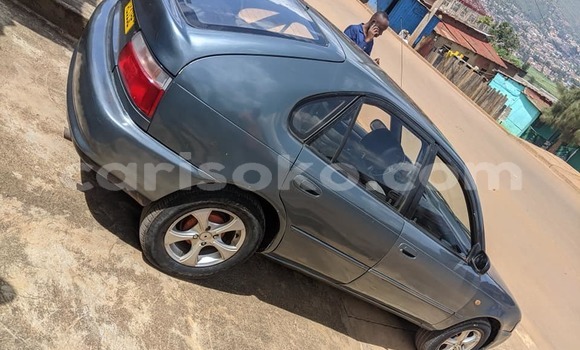 Sayi Na hannu Toyota Corolla Bleu Mota in Kigali a Rwanda Sayi Na hannu Toyota Corolla Bleu Mota in Kigali a Rwanda