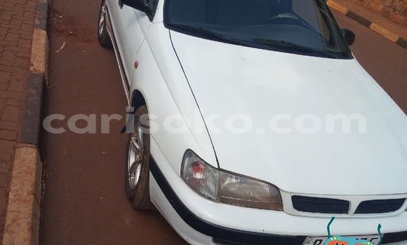 Sayi Na hannu Toyota Carina Blanc Mota in Kigali a Rwanda Sayi Na hannu Toyota Carina Blanc Mota in Kigali a Rwanda
