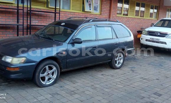 Acheter Occasion Voiture Toyota Corolla Bleu à Kigali, Rwanda Acheter Occasion Voiture Toyota Corolla Bleu à Kigali, Rwanda