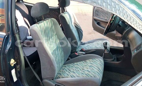 Acheter Occasion Voiture Toyota Corolla Bleu à Kigali, Rwanda Acheter Occasion Voiture Toyota Corolla Bleu à Kigali, Rwanda