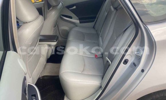 Sayi Na hannu Toyota Prius Gris Mota in Kigali a Rwanda Sayi Na hannu Toyota Prius Gris Mota in Kigali a Rwanda