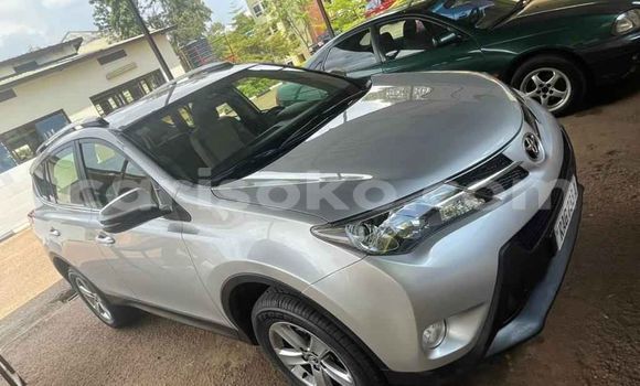 Acheter Occasion Voiture Toyota RAV4 Gris à Kigali, Rwanda Acheter Occasion Voiture Toyota RAV4 Gris à Kigali, Rwanda