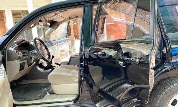 Acheter Occasion Voiture Toyota Land Cruiser Noir à Kigali, Rwanda Acheter Occasion Voiture Toyota Land Cruiser Noir à Kigali, Rwanda