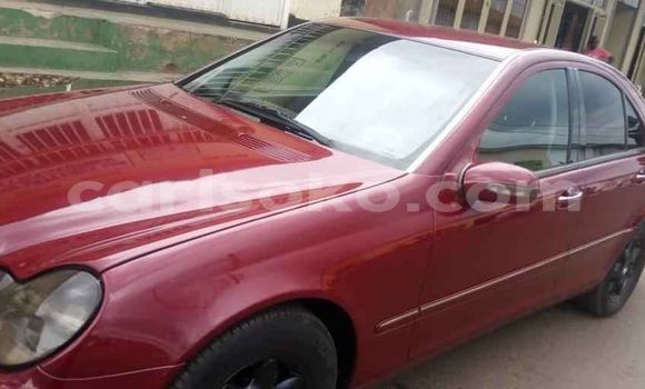 Sayi Na hannu Mercedes-Benz C–Class Rouge Mota in Kigali a Rwanda Sayi Na hannu Mercedes-Benz C–Class Rouge Mota in Kigali a Rwanda