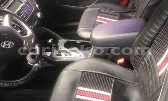 Acheter Occasion Voiture Hyundai Tucson Noir à Kigali, Rwanda Acheter Occasion Voiture Hyundai Tucson Noir à Kigali, Rwanda