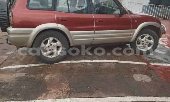 Sayi Na hannu Toyota RAV4 Rouge Mota in Kigali a Rwanda Sayi Na hannu Toyota RAV4 Rouge Mota in Kigali a Rwanda