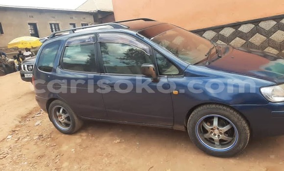 Sayi Na hannu Toyota Spacio Bleu Mota in Kigali a Rwanda Sayi Na hannu Toyota Spacio Bleu Mota in Kigali a Rwanda