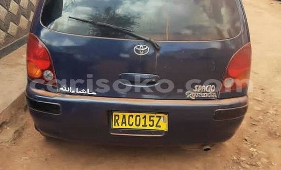 Sayi Na hannu Toyota Spacio Bleu Mota in Kigali a Rwanda Sayi Na hannu Toyota Spacio Bleu Mota in Kigali a Rwanda
