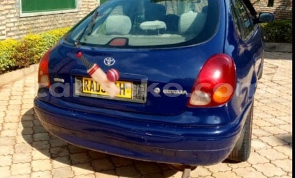 Acheter Occasion Voiture Toyota Corolla Bleu à Kigali, Rwanda Acheter Occasion Voiture Toyota Corolla Bleu à Kigali, Rwanda
