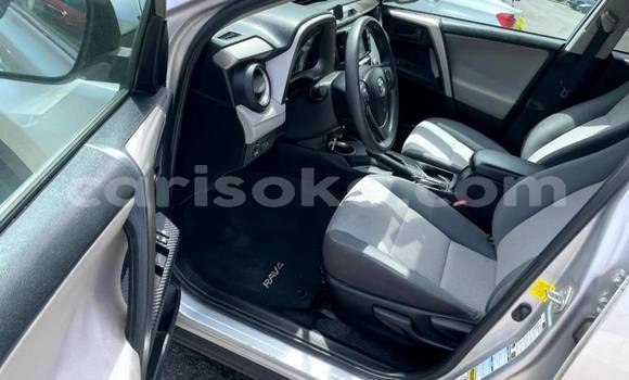 Sayi Na hannu Toyota RAV4 Gris Mota in Kigali a Rwanda Sayi Na hannu Toyota RAV4 Gris Mota in Kigali a Rwanda
