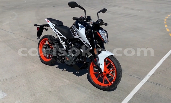 Sayi Na hannu KTM SuperDuke Autre Motsi in Kigali a Rwanda Sayi Na hannu KTM SuperDuke Autre Motsi in Kigali a Rwanda