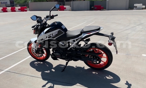 Sayi Na hannu KTM SuperDuke Autre Motsi in Kigali a Rwanda Sayi Na hannu KTM SuperDuke Autre Motsi in Kigali a Rwanda