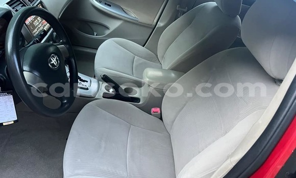 Acheter Occasion Voiture Toyota Corolla Rouge à Kigali, Rwanda Acheter Occasion Voiture Toyota Corolla Rouge à Kigali, Rwanda