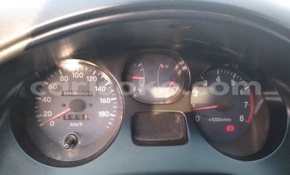 Acheter Occasion Voiture Toyota RAV4 Bleu à Kigali, Rwanda Acheter Occasion Voiture Toyota RAV4 Bleu à Kigali, Rwanda