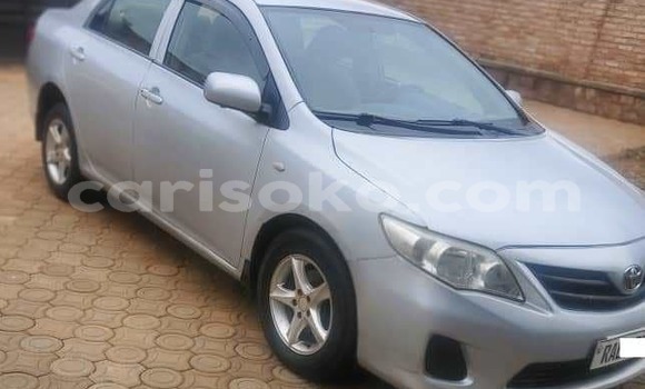 Acheter Occasion Voiture Toyota Corolla Gris à Kigali, Rwanda Acheter Occasion Voiture Toyota Corolla Gris à Kigali, Rwanda