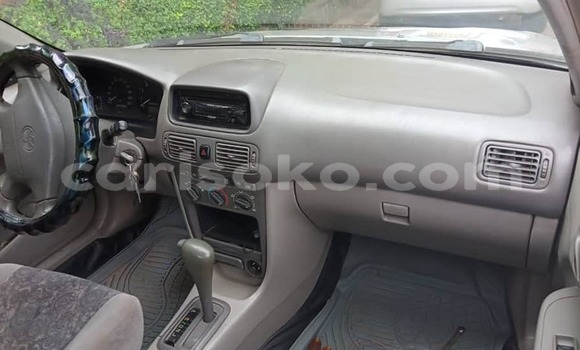 Acheter Occasion Voiture Toyota Corolla Gris à Kigali, Rwanda Acheter Occasion Voiture Toyota Corolla Gris à Kigali, Rwanda