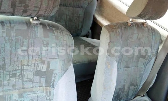 Acheter Occasion Voiture Toyota Picnic Blanc à Kigali, Rwanda Acheter Occasion Voiture Toyota Picnic Blanc à Kigali, Rwanda