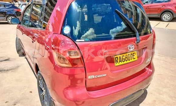 Acheter Occasion Voiture Toyota Spacio Rouge à Kigali, Rwanda Acheter Occasion Voiture Toyota Spacio Rouge à Kigali, Rwanda