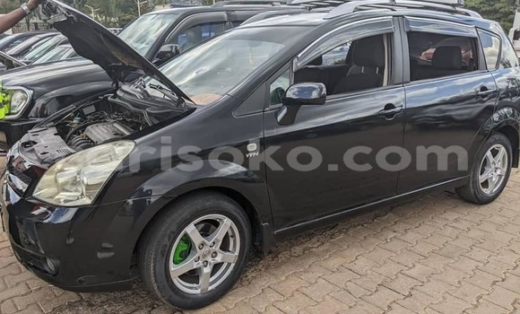 Acheter Occasion Voiture Toyota RAV4 Noir à Kigali, Rwanda Acheter Occasion Voiture Toyota RAV4 Noir à Kigali, Rwanda