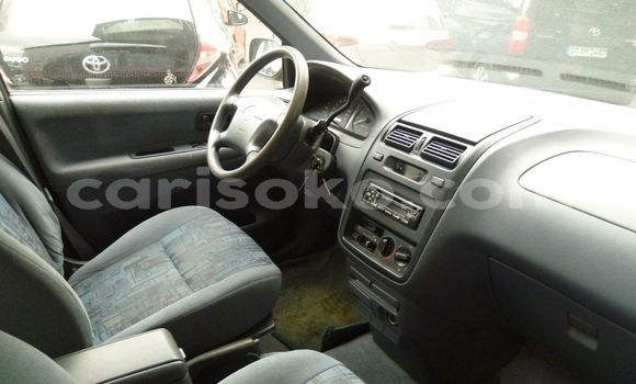 Sayi Na hannu Toyota Picnic Rouge Mota in Kibeho a Rwanda Sayi Na hannu Toyota Picnic Rouge Mota in Kibeho a Rwanda