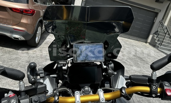 Acheter Occasion Moto BMW R1200GS Adventure Noir à Gasarenda, Rwanda Acheter Occasion Moto BMW R1200GS Adventure Noir à Gasarenda, Rwanda