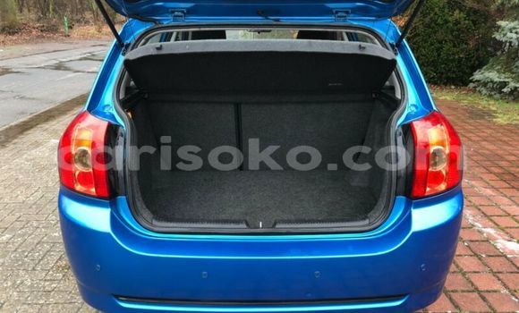 Acheter Occasion Voiture Toyota Corolla Bleu à Kigali, Rwanda Acheter Occasion Voiture Toyota Corolla Bleu à Kigali, Rwanda