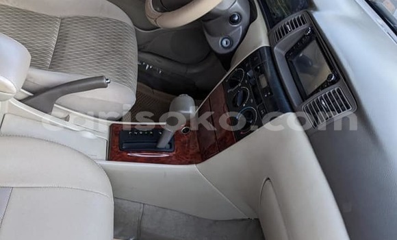 Sayi Na hannu Toyota Corolla Beige Mota in Kigali a Rwanda Sayi Na hannu Toyota Corolla Beige Mota in Kigali a Rwanda