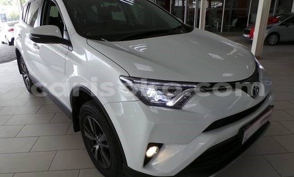 اشتري مستعمل Toyota RAV4 Blanc سيارة في Gisenyi في Gisenyi اشتري مستعمل Toyota RAV4 Blanc سيارة في Gisenyi في Gisenyi