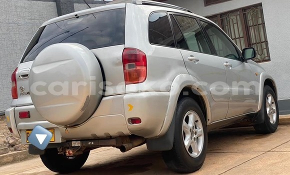 Sayi Na hannu Toyota RAV4 Beige Mota in Kigali a Rwanda Sayi Na hannu Toyota RAV4 Beige Mota in Kigali a Rwanda