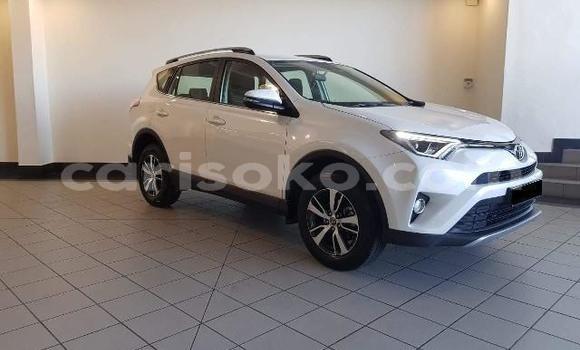 اشتري مستعمل Toyota RAV4 Blanc سيارة في Gisenyi في Gisenyi اشتري مستعمل Toyota RAV4 Blanc سيارة في Gisenyi في Gisenyi