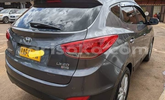 Sayi Na hannu Hyundai Tucson Gris Mota in Kigali a Rwanda Sayi Na hannu Hyundai Tucson Gris Mota in Kigali a Rwanda