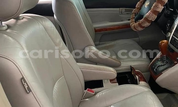 Sayi Na hannu Lexus RX 330 Bleu Mota in Kigali a Rwanda Sayi Na hannu Lexus RX 330 Bleu Mota in Kigali a Rwanda