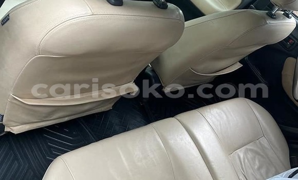 Sayi Na hannu Toyota RAV4 Noir Mota in Kigali a Rwanda Sayi Na hannu Toyota RAV4 Noir Mota in Kigali a Rwanda