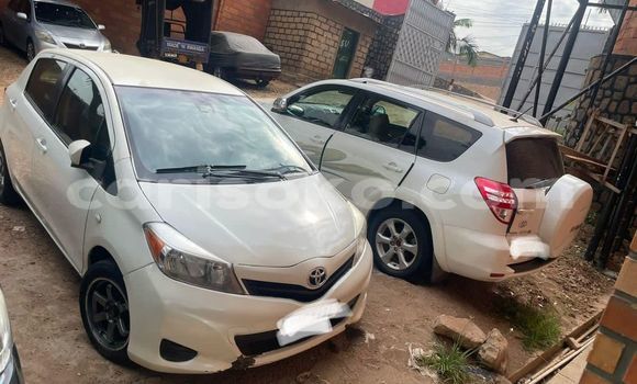 Buy Used Toyota Yaris Silver Car in Kigali in Rwanda Buy Used Toyota Yaris Silver Car in Kigali in Rwanda