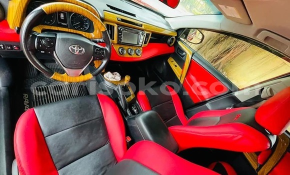Sayi Na hannu Toyota RAV4 Rouge Mota in Kigali a Rwanda Sayi Na hannu Toyota RAV4 Rouge Mota in Kigali a Rwanda