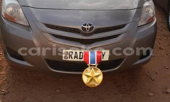 Sayi Na hannu Toyota Yaris Gris Mota in Kigali a Rwanda Sayi Na hannu Toyota Yaris Gris Mota in Kigali a Rwanda