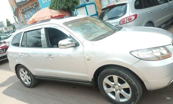 Buy Used Hyundai Santa Fe White Car in Kigali in Rwanda Buy Used Hyundai Santa Fe White Car in Kigali in Rwanda