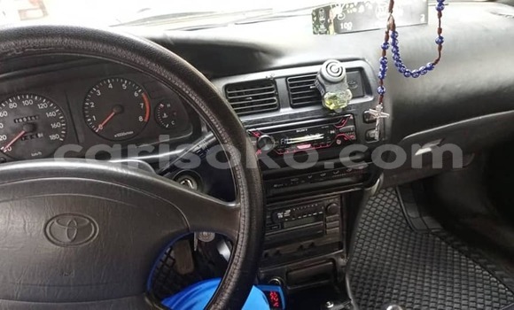 Sayi Na hannu Toyota Corolla Bleu Mota in Kigali a Rwanda Sayi Na hannu Toyota Corolla Bleu Mota in Kigali a Rwanda