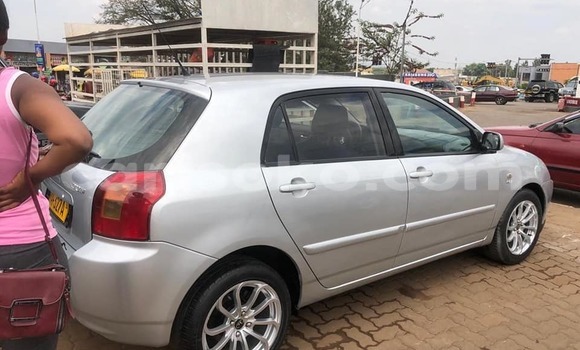 Sayi Na hannu Toyota Corolla Beige Mota in Kigali a Rwanda Sayi Na hannu Toyota Corolla Beige Mota in Kigali a Rwanda