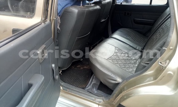 اشتري مستعمل Toyota 4Runner Gris سيارة في Kigali في Rwanda اشتري مستعمل Toyota 4Runner Gris سيارة في Kigali في Rwanda