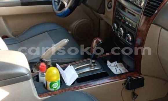 Sayi Na hannu Kia Sorento Blanc Mota in Kigali a Rwanda Sayi Na hannu Kia Sorento Blanc Mota in Kigali a Rwanda