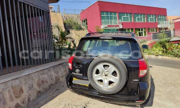 اشتري مستعمل Toyota RAV4 Noir سيارة في Kigali في Rwanda اشتري مستعمل Toyota RAV4 Noir سيارة في Kigali في Rwanda