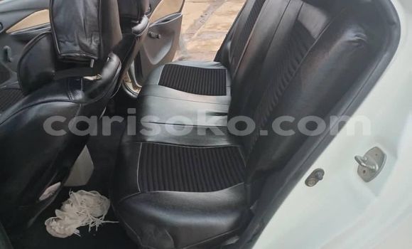 Buy Used Toyota Yaris White Car in Kigali in Rwanda Buy Used Toyota Yaris White Car in Kigali in Rwanda