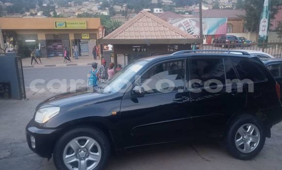 Acheter Occasion Voiture Toyota RAV4 Noir à Kigali, Rwanda Acheter Occasion Voiture Toyota RAV4 Noir à Kigali, Rwanda