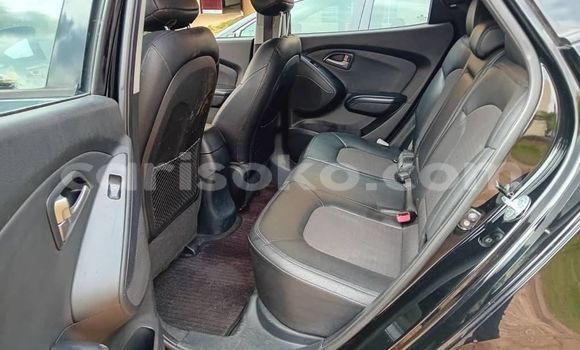 Acheter Occasion Voiture Hyundai Tucson Noir à Kigali, Rwanda Acheter Occasion Voiture Hyundai Tucson Noir à Kigali, Rwanda