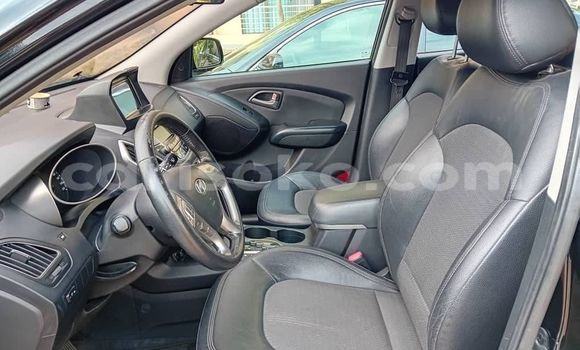 Acheter Occasion Voiture Hyundai Tucson Noir à Kigali, Rwanda Acheter Occasion Voiture Hyundai Tucson Noir à Kigali, Rwanda