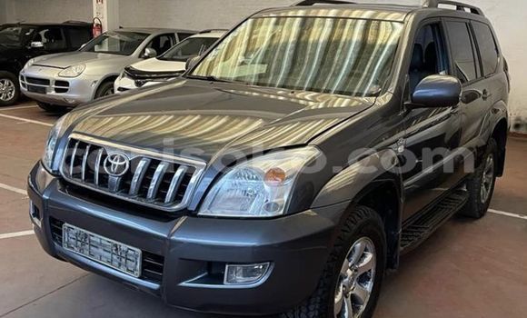 Acheter Occasion Voiture Toyota Land Cruiser Prado Beige à Kigali, Rwanda Acheter Occasion Voiture Toyota Land Cruiser Prado Beige à Kigali, Rwanda