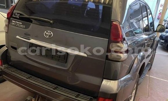 Acheter Occasion Voiture Toyota Land Cruiser Prado Beige à Kigali, Rwanda Acheter Occasion Voiture Toyota Land Cruiser Prado Beige à Kigali, Rwanda