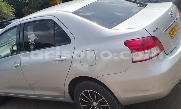 اشتري مستعمل Toyota Yaris Beige سيارة في Kigali في Rwanda اشتري مستعمل Toyota Yaris Beige سيارة في Kigali في Rwanda
