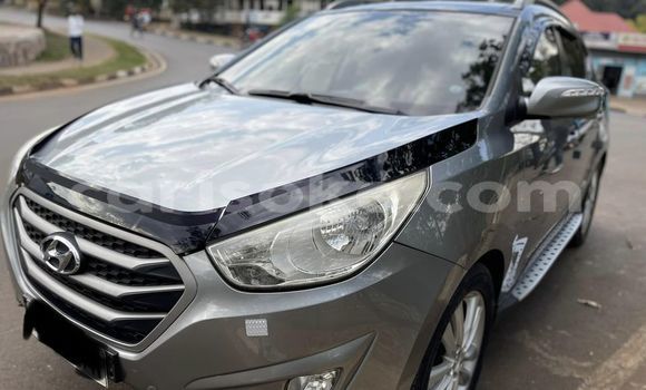 Buy Used Hyundai Tucson Silver Car in Kigali in Rwanda Buy Used Hyundai Tucson Silver Car in Kigali in Rwanda